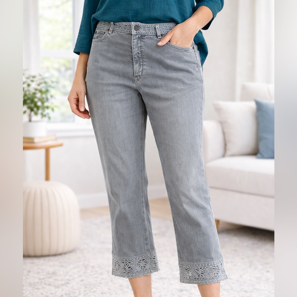 Barbara Lesser (Boutique) Crochet Lace Trim Capri Jeans Gray Stretch Boho Size 6